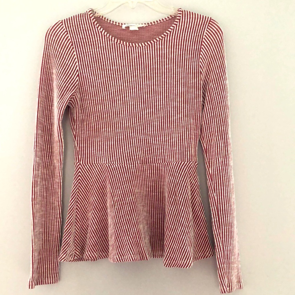 Caution to the Wind Peplum top long sleeves orange and white Size S